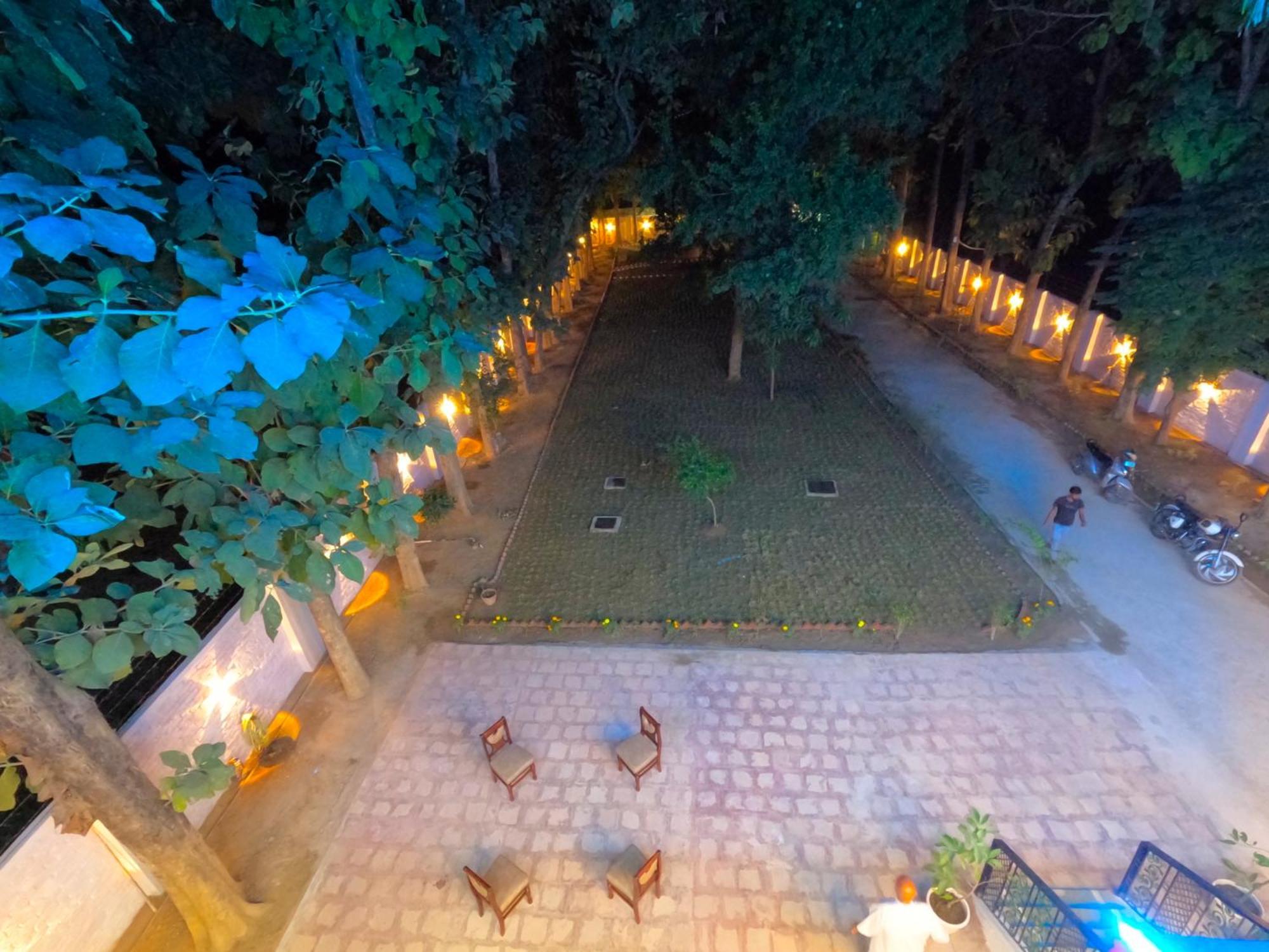 Kaashi Bed & Breakfast *