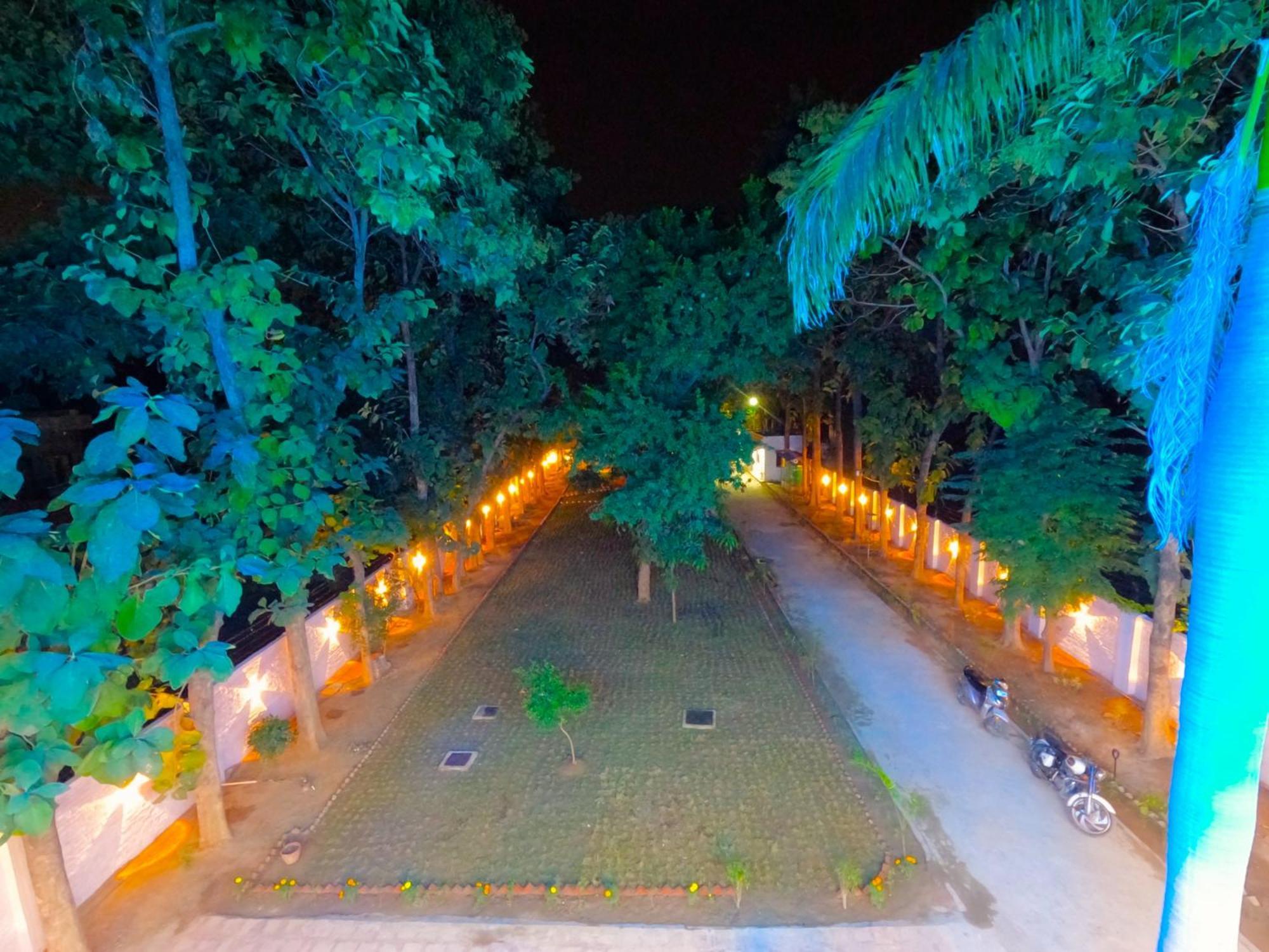 Kaashi * Varanasi